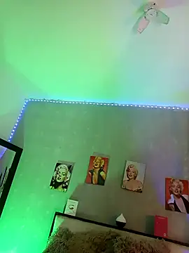 nahiarapalmer19's cam snapshot