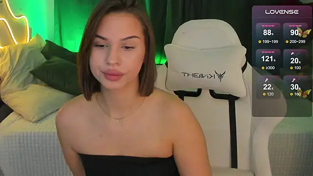 annie_kits's cam snapshot