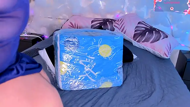 emmajohnss live sex cam