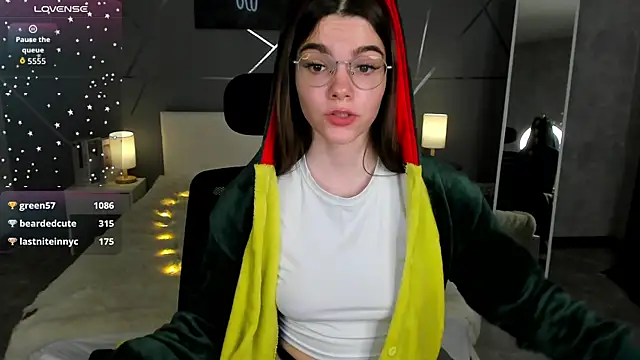 miss__evelyne's cam snapshot