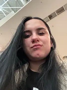 ErikaMurr's cam snapshot