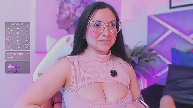 lucy_neil's cam snapshot