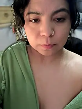 kimmiakiss22's cam snapshot