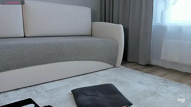 AmelinaLove's cam snapshot