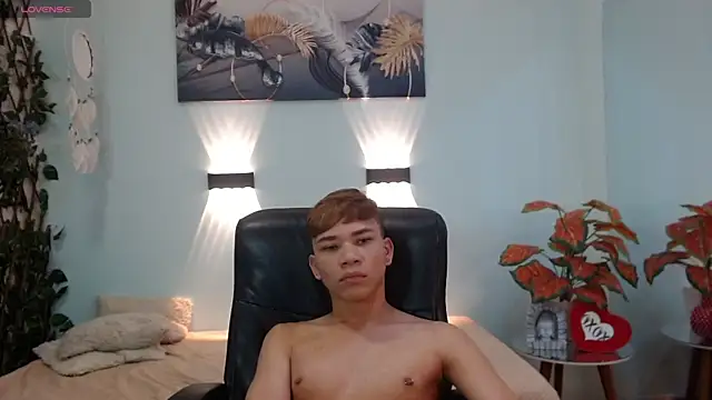 nathanclay's cam snapshot