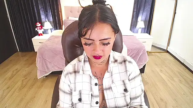 Chloe_Foxx__'s cam snapshot