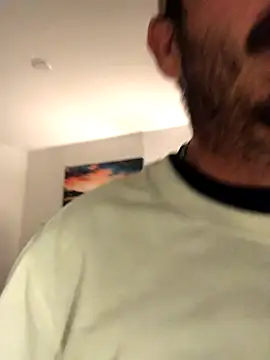 HoochieDaddy24's cam snapshot