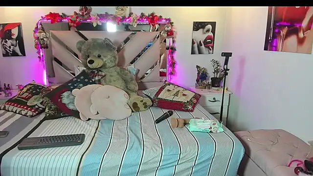 Karly_moon's cam snapshot