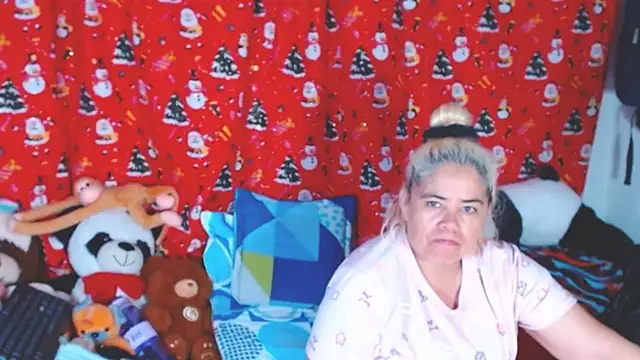 estrellita_fugaz16x's cam snapshot