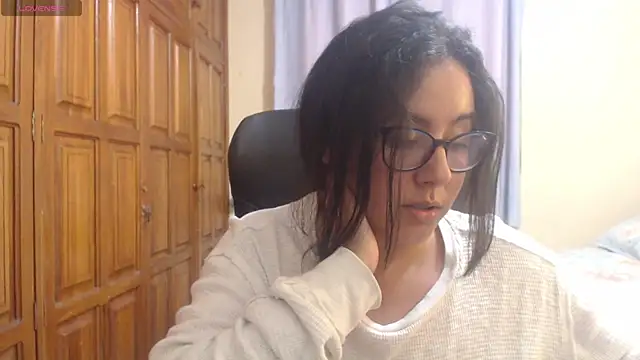 Venus_cat_'s cam snapshot