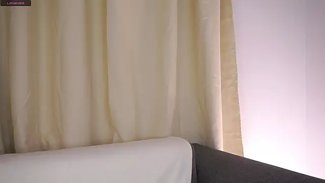 EthalFlowers live sex cam