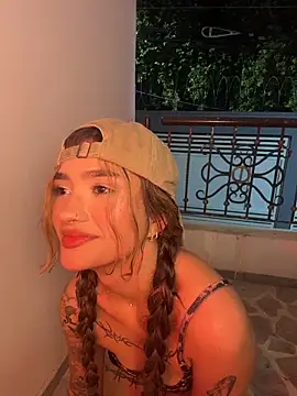 Arianavillada's cam snapshot