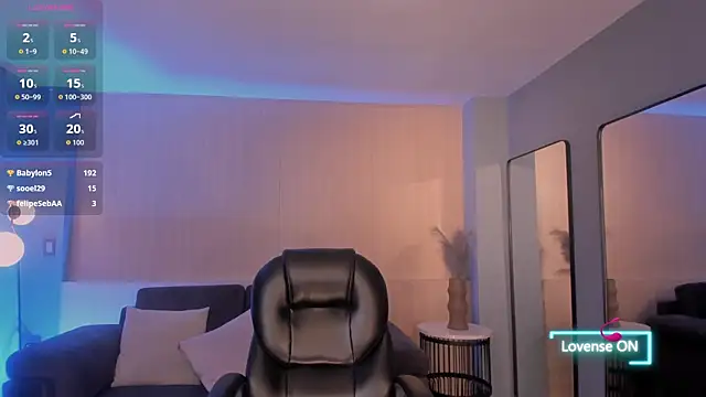 MaddisonLowe's cam snapshot