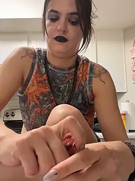 SafeinouterSpace's cam snapshot