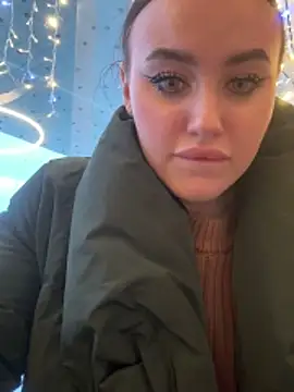 KiraSunshine's cam snapshot