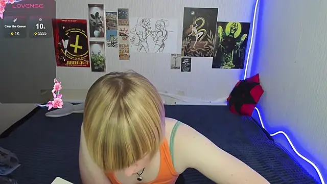 Cattie_w_'s cam snapshot