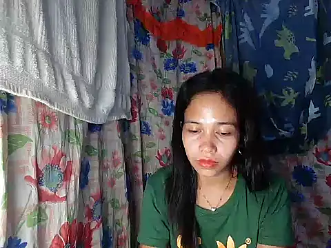 PinaySkinnyGirl's cam snapshot