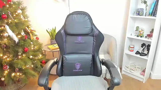 _BellaEvans_'s cam snapshot