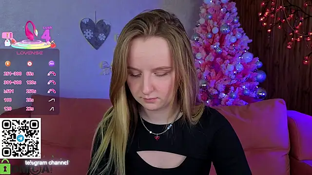 Rina_Panic's cam snapshot