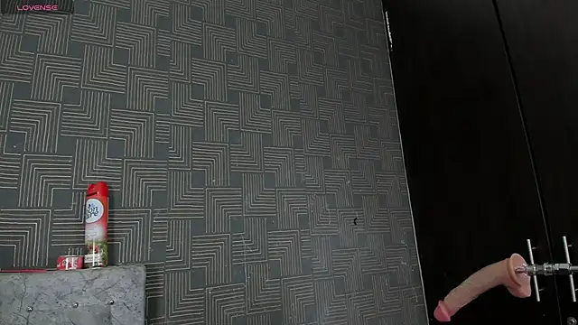 grace-3's cam snapshot