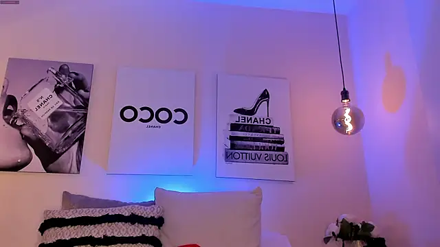 Blue_Angell's cam snapshot