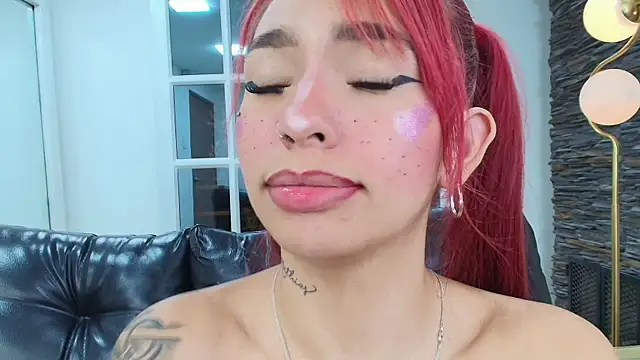 miss___abigail's cam snapshot