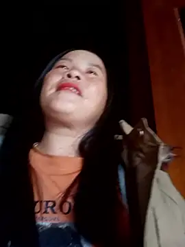 MinaYangon502's cam snapshot