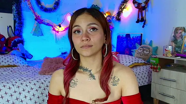 alisson_zafiro_'s cam snapshot