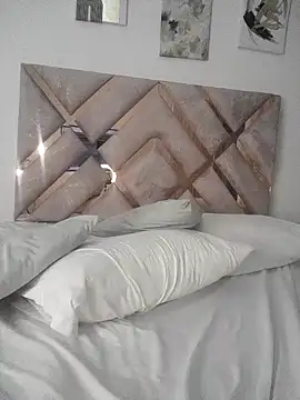 Scarlet-Noir25's cam snapshot