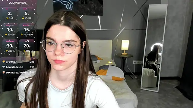 miss__evelyne's cam snapshot