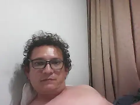 Bombi22's cam snapshot