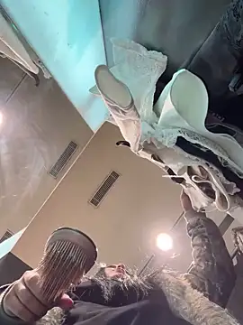 ErikaMurr's cam snapshot