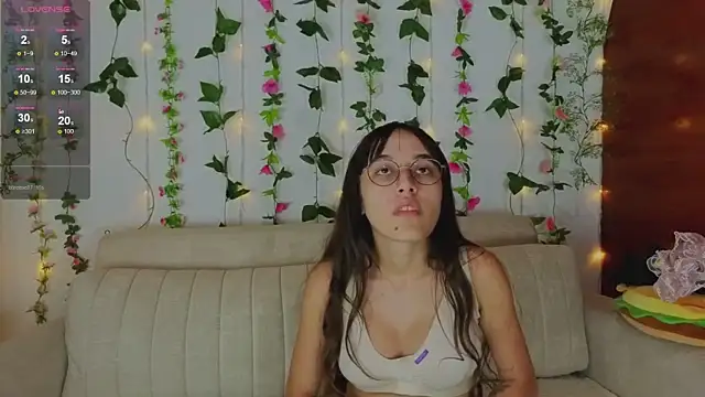 MelodyWinx live sex cam