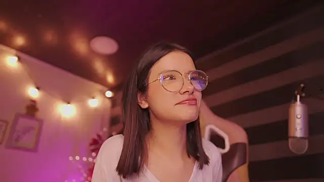 Lana_Dreams_'s cam snapshot