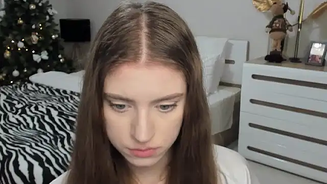 Erica_Kiss's cam snapshot