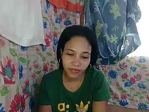 PinaySkinnyGirl's cam snapshot