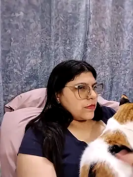 AddisonAndCouple's cam snapshot