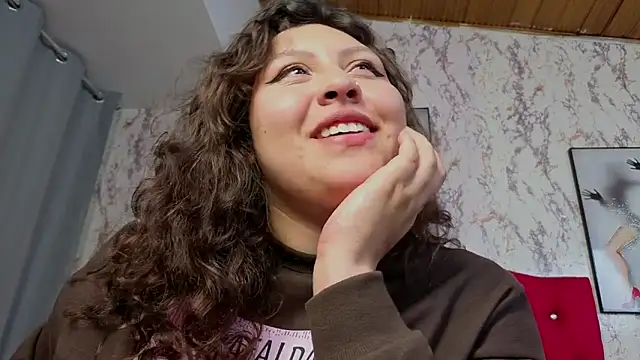 Larissa_Antonella's cam snapshot