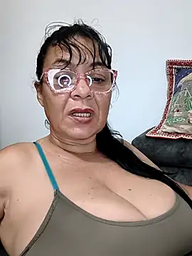 AnittaTettona's cam snapshot