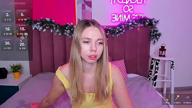 TessaAdorable's cam snapshot