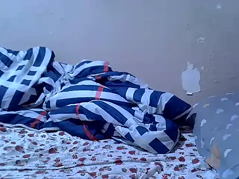 Just_Karu's cam snapshot