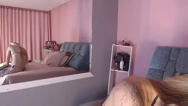 Camila_Russoo's cam snapshot