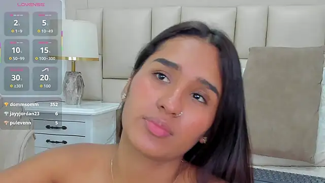 EbonyLudovica's cam snapshot