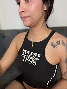 Isabella-Teen's cam snapshot