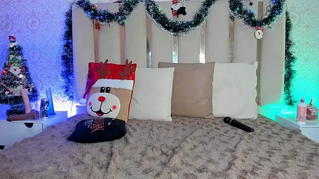 Daphnne_tay's cam snapshot