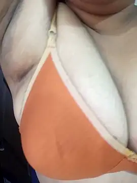 Mathi_cam's cam snapshot