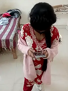 Kavya-collage's cam snapshot