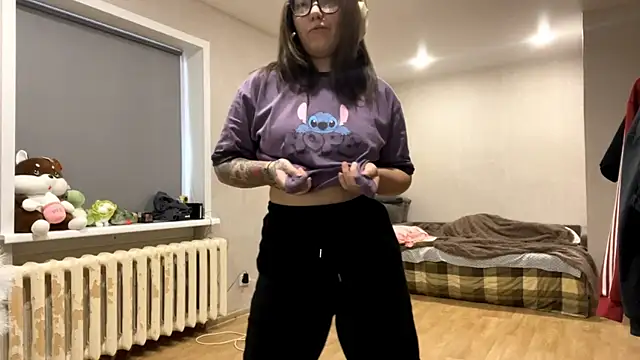 KerriMcbreen's cam snapshot