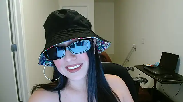 Sassy_Latina's cam snapshot