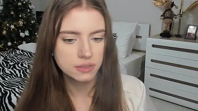 Erica_Kiss's cam snapshot